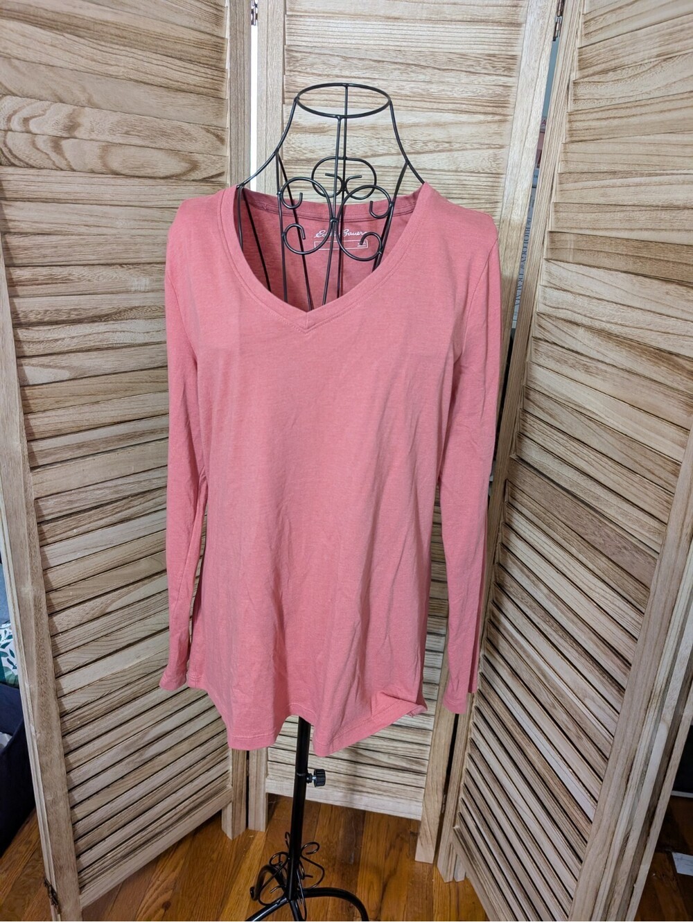 Eddie Bauer Shirt Womens Sz Large  Pink V Neck Long Sleeve Tee T Shirt